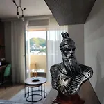 Apartament Golden View