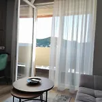 Apartament Golden View