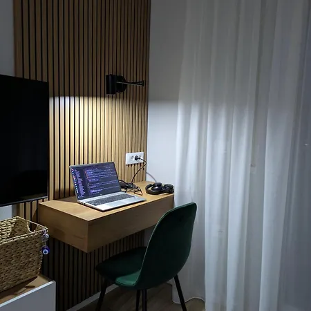 Golden View * تيرانا