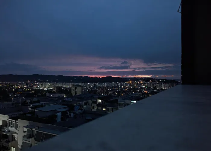 Golden View 公寓 *