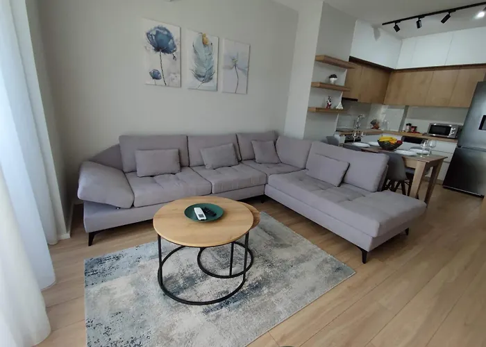 Golden View 地拉那