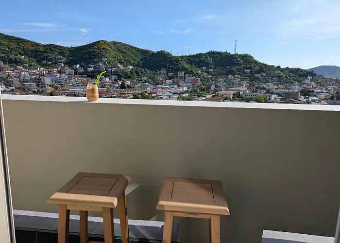 Golden View 地拉那